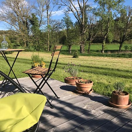 Ma Caravane Dans Les Collines Villeneuve-la-Comptal Kültér fotó