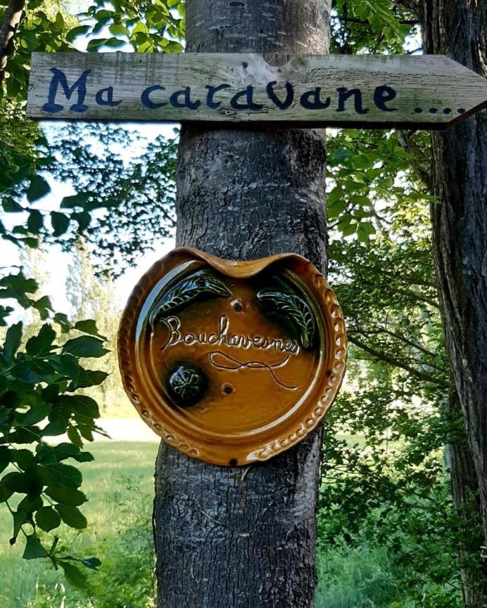 Ma Caravane Dans Les Collines Villeneuve-la-Comptal Kültér fotó